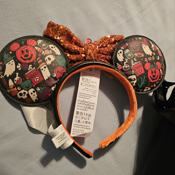 Loungefly Halloween Minnie backpack and ears - Picture 5 of 9